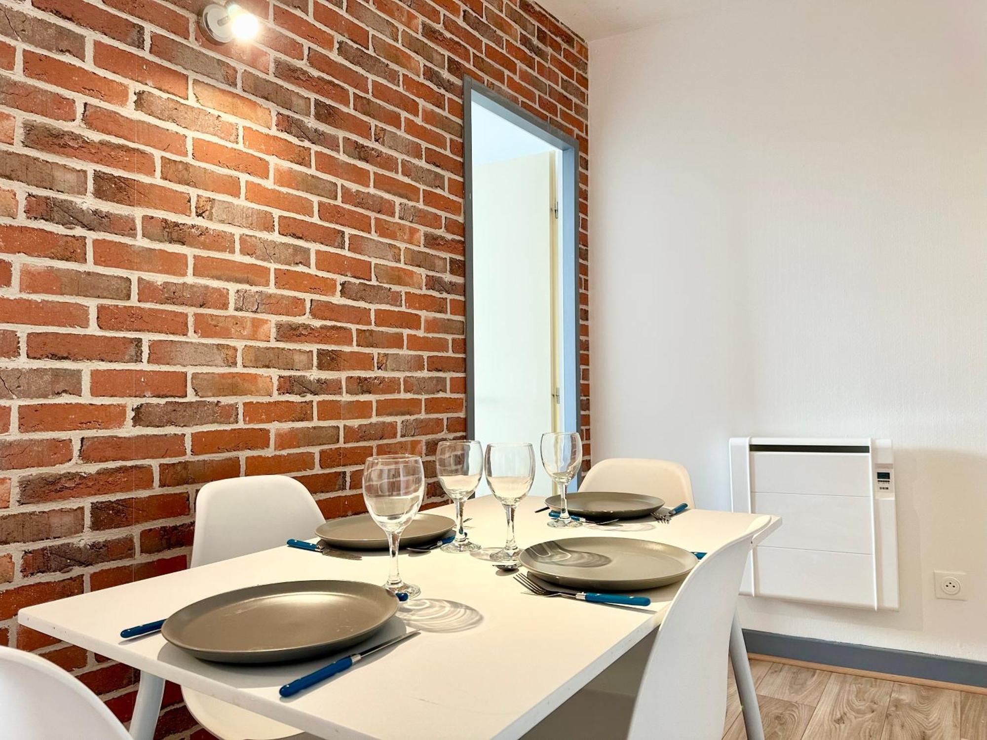La Confluence - Vue Imprenable & Hyper Centre Apartment Mont-de-Marsan Exterior photo