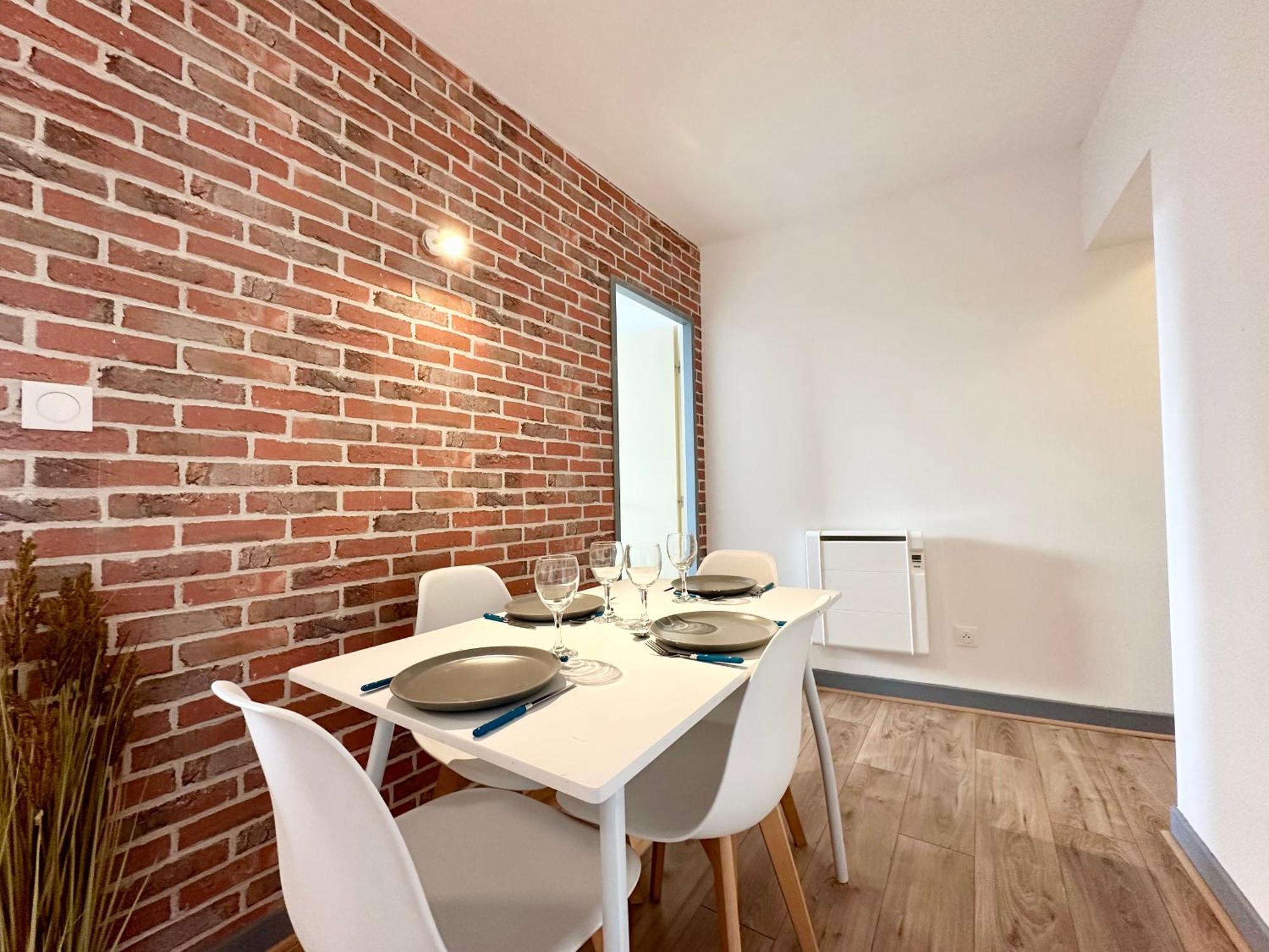 La Confluence - Vue Imprenable & Hyper Centre Apartment Mont-de-Marsan Exterior photo